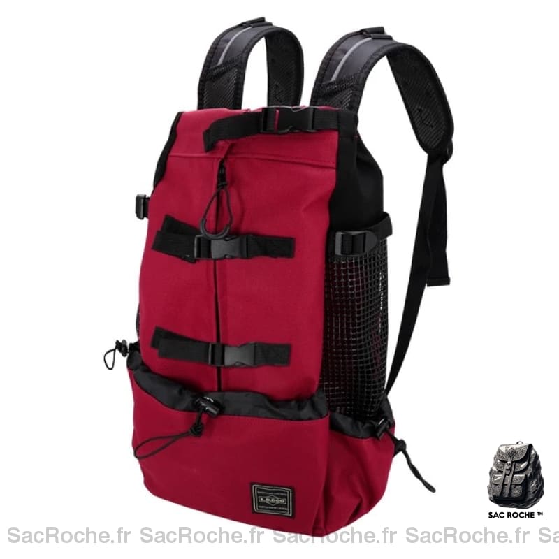 Sac à dos pour chiens de grande taille rouge et noir avec un fond blanc