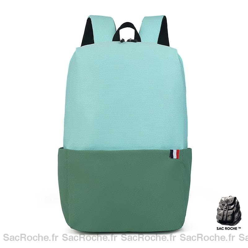 Sac à dos étanche pour ordinateur portable bleu et vert avec un fond blanc