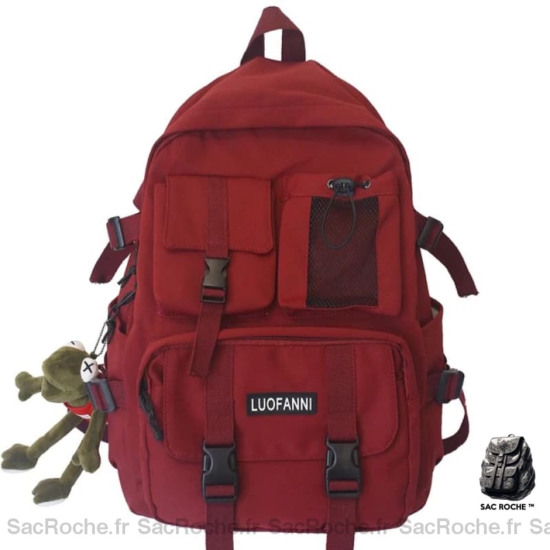 Sac à dos de voyage tendance rouge avec un fond blanc