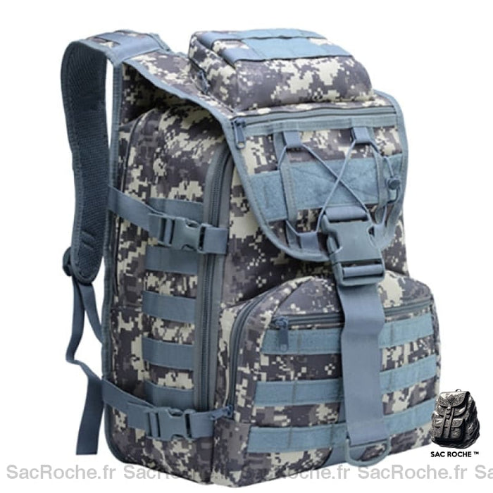 Sac à dos militaire Sports de plein air bleu et gris avec un fond blanc