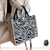 Sac Main Femme Pas Cher 2019 - modèle Zebre / 35x15x31 cm - Sac Roche ™